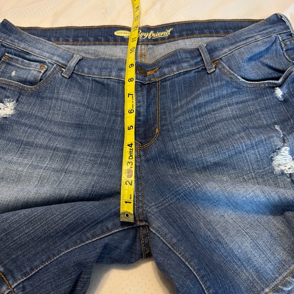 Old Navy Boyfriend Distressed Denim Jean Shorts Women’s Size 14 Blue 6” inseam - Picture 7 of 10